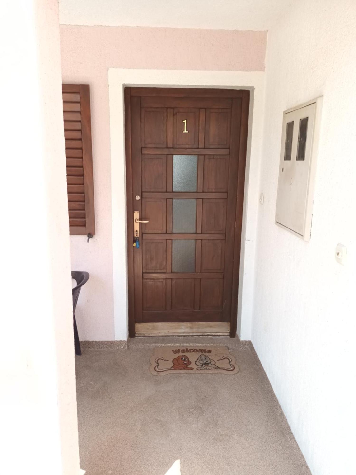 Holiday Home Barbie Водице Экстерьер фото